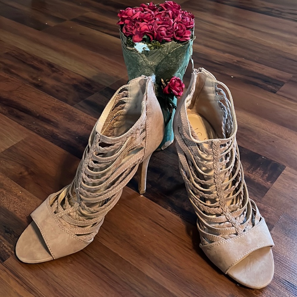 LC Lauren Conrad Light Brown Heels EUC